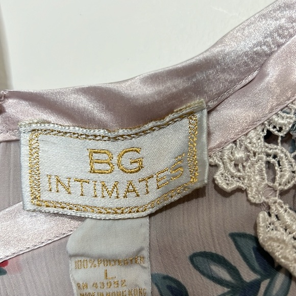 BG Intimates night gown - Picture 9 of 10